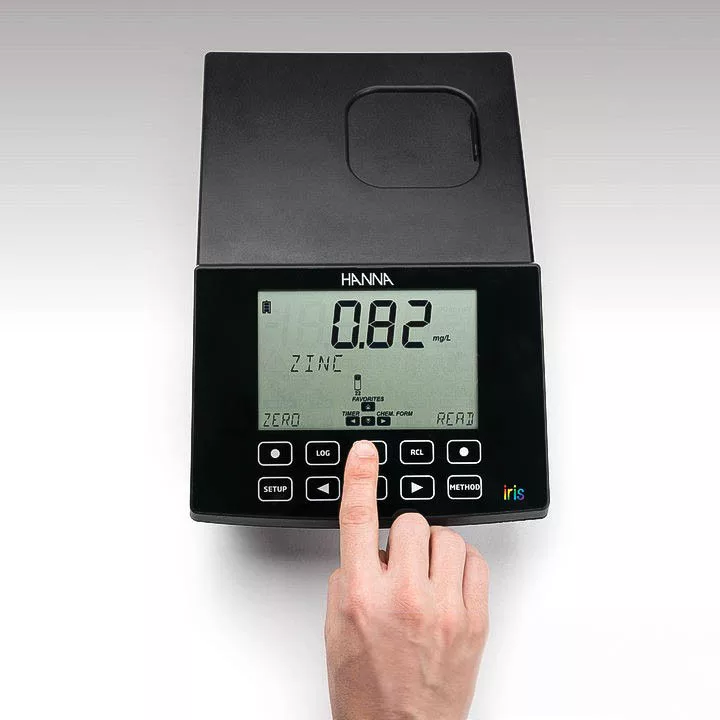 IRIS HI801 Spektralphotometer